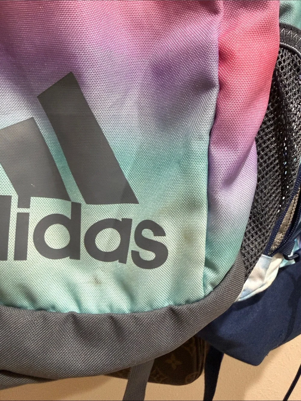 adidas vibrant gradient